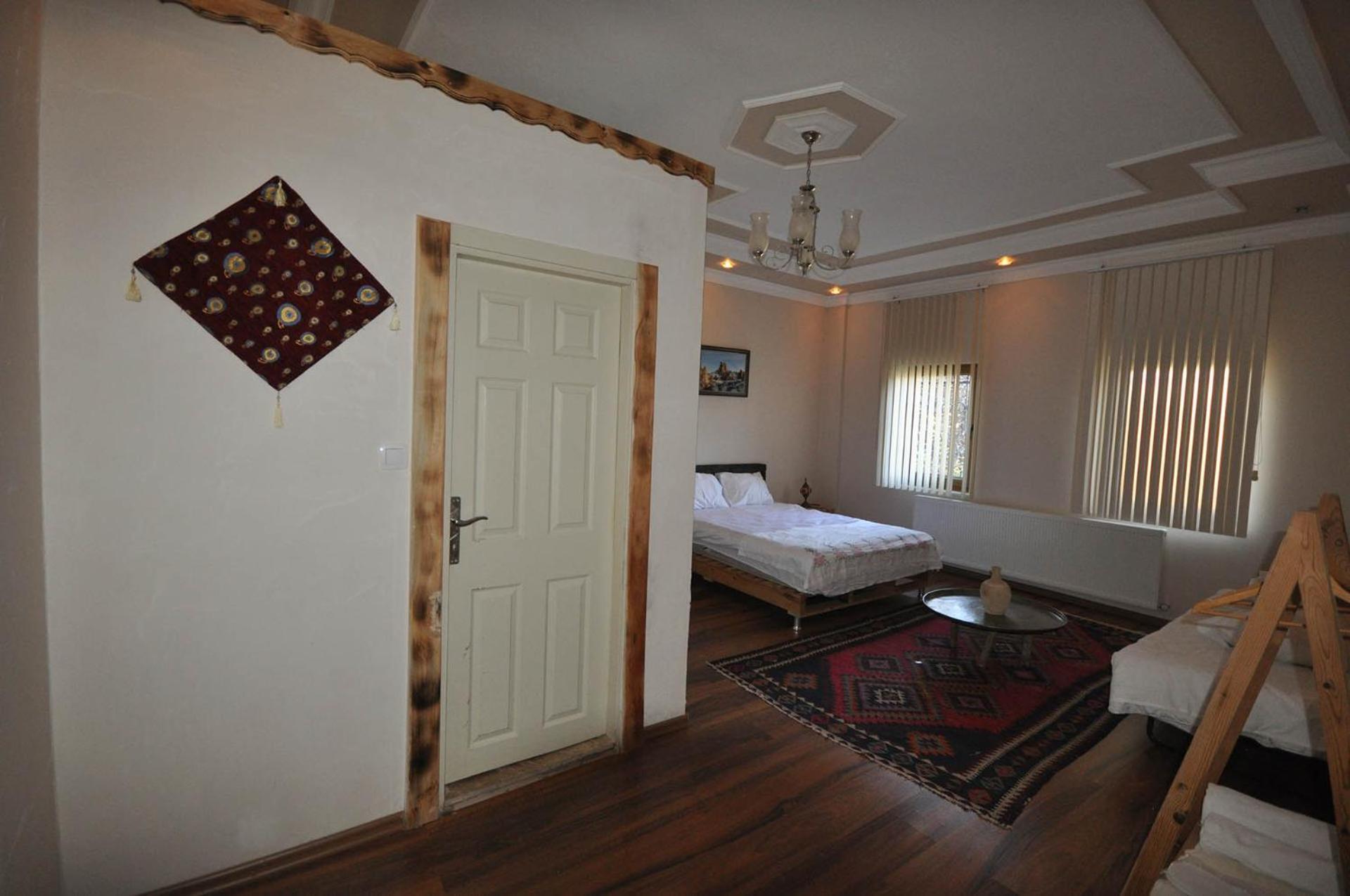 Uchisarstonehouse Hotel Nevşehir Bagian luar foto