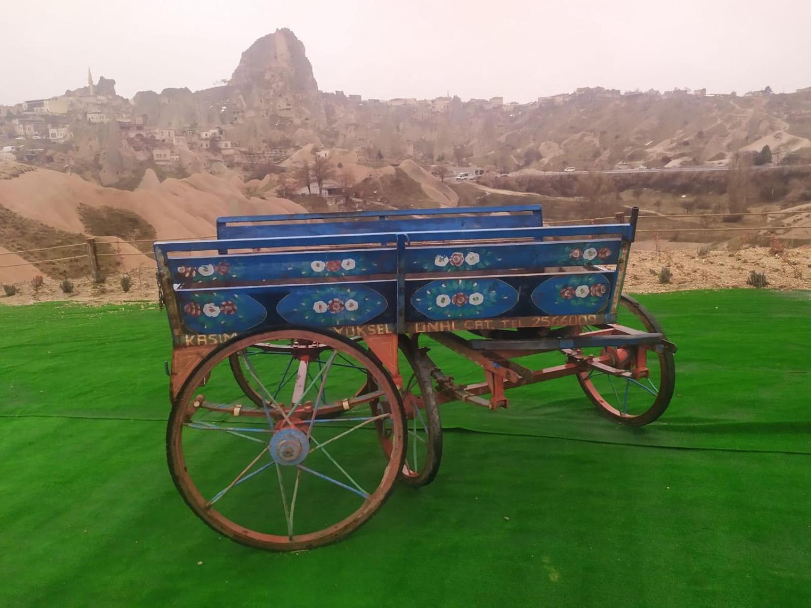 Uchisarstonehouse Hotel Nevşehir Bagian luar foto